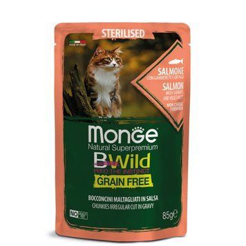 Беззерновий вологий корм Monge BWild Sterilised з лососем та креветками для котів, 85 г. Купуйте онлайн суперпреміум раціон для стерилізованих улюбленців.