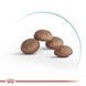 Текстура та форма крокет Royal Canin Sterilised 11+. Спеціально адаптована форма для легкого розгризання літніми котами.
